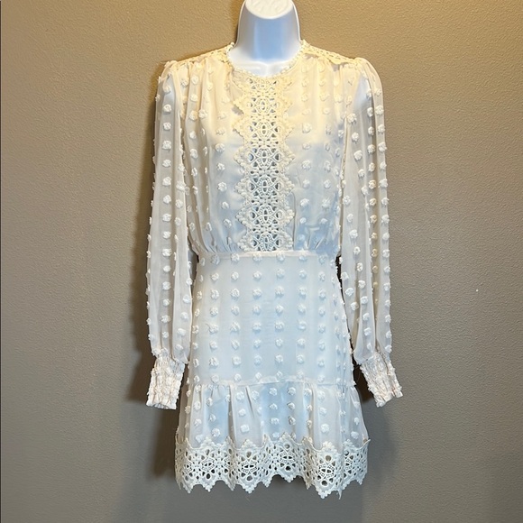 Lulus Dresses & Skirts - Lulu's Cream Long Sleeve Dress